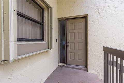 Купить кондоминиум в Коконат Крик, Флорида 2 спальни, 90.86м2, № 1964786 - фото 24