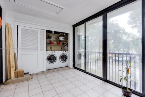 Купить кондоминиум в Коконат Крик, Флорида 2 спальни, 90.86м2, № 1964786 - фото 20