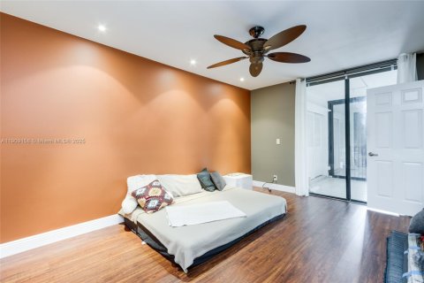 Купить кондоминиум в Коконат Крик, Флорида 2 спальни, 90.86м2, № 1964786 - фото 12