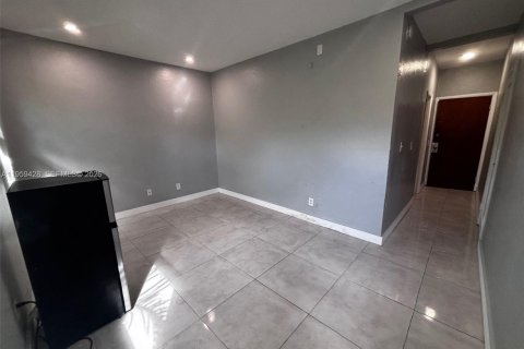 Appartement à louer à Miami Beach, Floride № 2017910 - photo 4