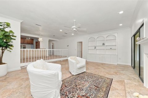 Townhouse in Sarasota, Florida 2 bedrooms, 145.86 sq.m. № 2383564 - photo 10