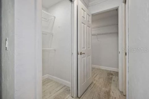 Condominio en venta en Saint Petersburg, Florida, 2 dormitorios, 153.29 m2 № 2280148 - foto 11