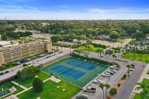 Condominio en venta en Saint Petersburg, Florida, 2 dormitorios, 153.29 m2 № 2280148 - foto 14