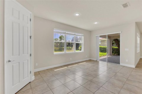 House in Orlando, Florida 3 bedrooms, 280.1 sq.m. № 1858327 - photo 10