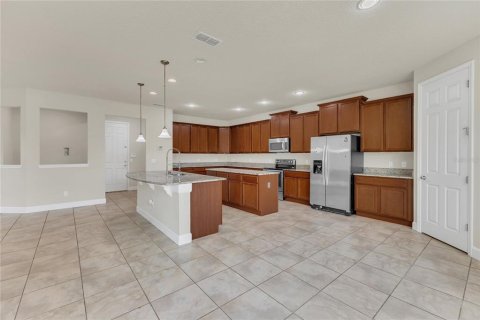 House in Orlando, Florida 3 bedrooms, 280.1 sq.m. № 1858327 - photo 8