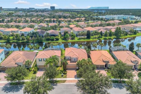 House in Orlando, Florida 3 bedrooms, 280.1 sq.m. № 1858327 - photo 30