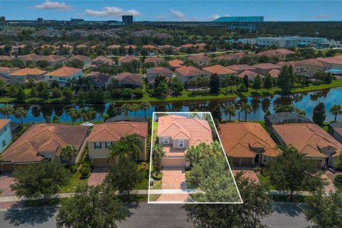 House in Orlando, Florida 3 bedrooms, 280.1 sq.m. № 1858327 - photo 3