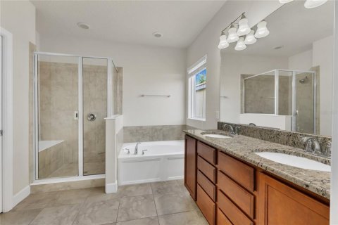 House in Orlando, Florida 3 bedrooms, 280.1 sq.m. № 1858327 - photo 18