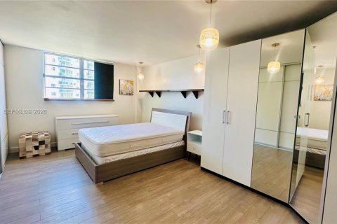 Купить кондоминиум в Санни-Айлс-Бич, Флорида 1 спальня, 92.9м2, № 2043874 - фото 22