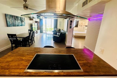 Купить кондоминиум в Санни-Айлс-Бич, Флорида 1 спальня, 92.9м2, № 2043874 - фото 9