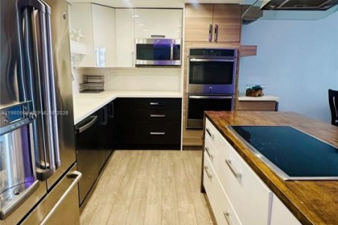 Купить кондоминиум в Санни-Айлс-Бич, Флорида 1 спальня, 92.9м2, № 2043874 - фото 5