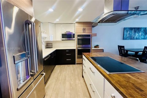 Купить кондоминиум в Санни-Айлс-Бич, Флорида 1 спальня, 92.9м2, № 2043874 - фото 6