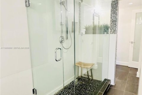 Купить кондоминиум в Санни-Айлс-Бич, Флорида 1 спальня, 92.9м2, № 2043874 - фото 20