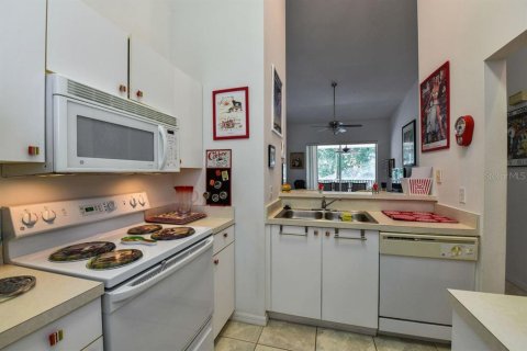 Condo in Sarasota, Florida, 2 bedrooms  № 2199143 - photo 15