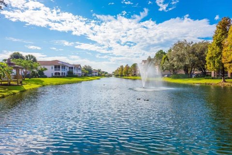 Condo in Sarasota, Florida, 2 bedrooms  № 2199143 - photo 12