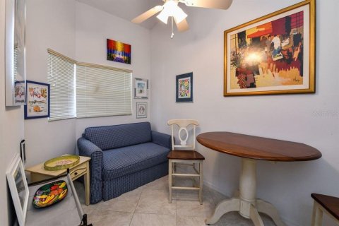 Condo in Sarasota, Florida, 2 bedrooms  № 2199143 - photo 11