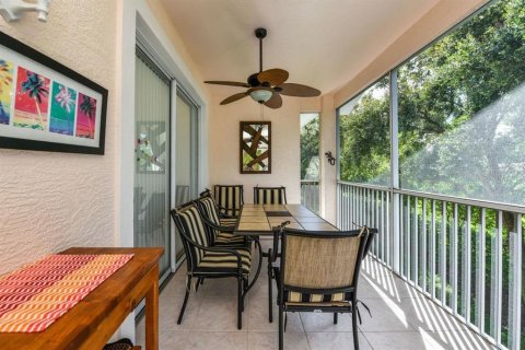 Condo in Sarasota, Florida, 2 bedrooms  № 2199143 - photo 8