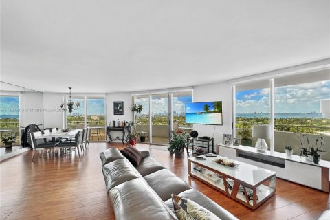 Condominio en venta en Miami Beach, Florida, 2 dormitorios, 126.35 m2 № 1714083 - foto 6