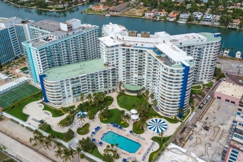 Condominio en venta en Miami Beach, Florida, 2 dormitorios, 126.35 m2 № 1714083 - foto 27
