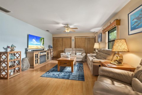 Villa ou maison à vendre à St. Lucie, Floride: 3 chambres, 172.24 m2 № 2262155 - photo 29