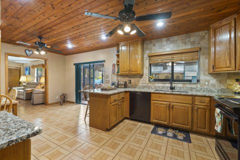 Villa ou maison à vendre à St. Lucie, Floride: 3 chambres, 172.24 m2 № 2262155 - photo 12