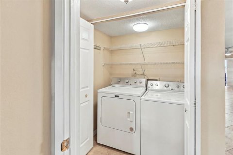 Copropriété à vendre à Seminole, Floride: 2 chambres, 118.91 m2 № 2403471 - photo 28