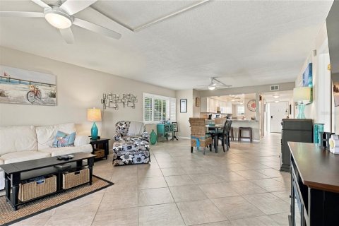 Copropriété à vendre à Seminole, Floride: 2 chambres, 118.91 m2 № 2403471 - photo 8