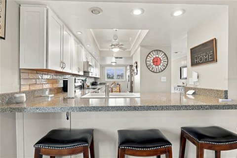 Copropriété à vendre à Seminole, Floride: 2 chambres, 118.91 m2 № 2403471 - photo 12