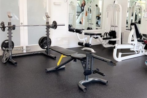 Condo in Doral, Florida, 1 bedroom № 2087091 - photo 8