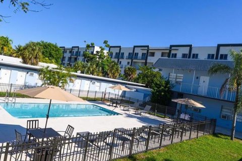 Apartment in Fort Lauderdale, Florida 1 bedroom, 65.03 sq.m. № 2192260