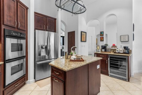 House in Coral Springs, Florida 5 bedrooms, 280.56 sq.m. № 2186600 - photo 15