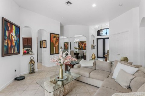 House in Coral Springs, Florida 5 bedrooms, 280.56 sq.m. № 2186600 - photo 10