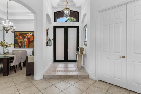 House in Coral Springs, Florida 5 bedrooms, 280.56 sq.m. № 2186600 - photo 7