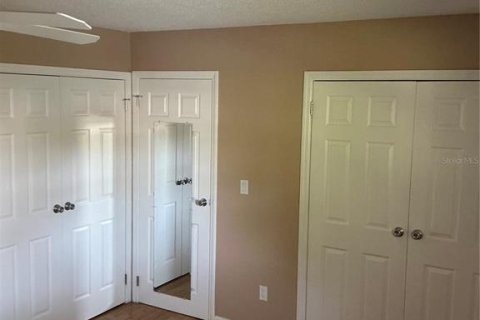 House in New Smyrna Beach, Florida 2 bedrooms, 152.36 sq.m. № 1652035 - photo 16