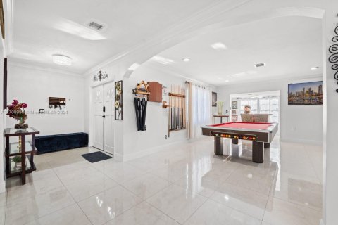 Casa en venta en Cutler Bay, Florida, 4 dormitorios, 181.81 m2 № 1937756 - foto 14