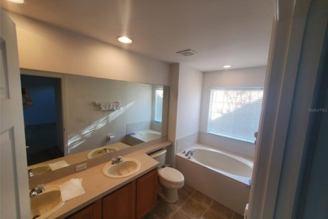 Townhouse in Orlando, Florida 3 bedrooms, 124.58 sq.m. № 1807970 - photo 11