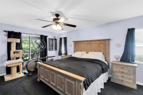 House in Spring Hill, Florida 3 bedrooms, 186.08 sq.m. № 2218336 - photo 14