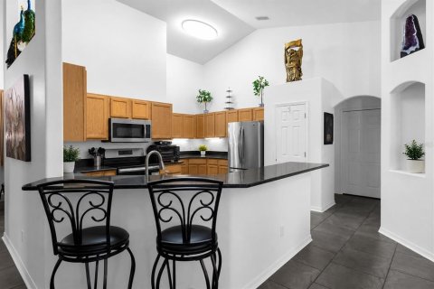 House in Spring Hill, Florida 3 bedrooms, 186.08 sq.m. № 2218336 - photo 7