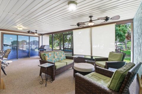 Villa ou maison à vendre à Homosassa, Floride: 3 chambres, 169.36 m2 № 2132468 - photo 30