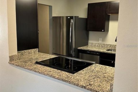 Villa ou maison à louer à Tampa, Floride: 3 chambres, 113.53 m2 № 1835351 - photo 11