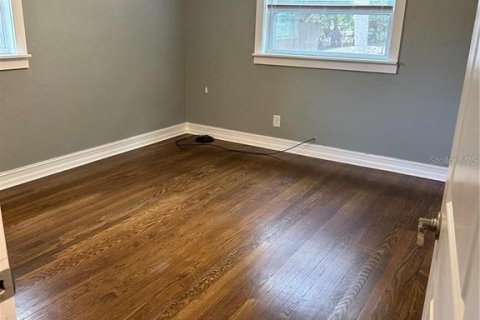 Villa ou maison à louer à Tampa, Floride: 3 chambres, 113.53 m2 № 1835351 - photo 6
