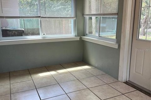 Villa ou maison à louer à Tampa, Floride: 3 chambres, 113.53 m2 № 1835351 - photo 16