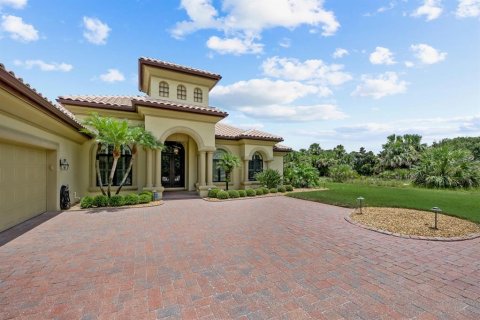 House in Palm Coast, Florida 3 bedrooms, 386.19 sq.m. № 1835143 - photo 4