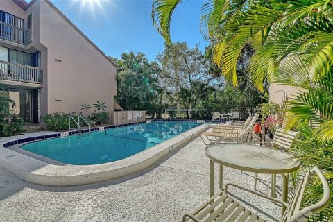 Condominio en venta en Sarasota, Florida, 1 dormitorio, 60.94 m2 № 2151699 - foto 17