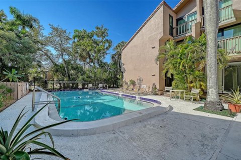 Condominio en venta en Sarasota, Florida, 1 dormitorio, 60.94 m2 № 2151699 - foto 18