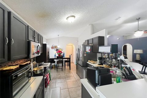 House in Orlando, Florida 3 bedrooms, 135.08 sq.m. № 2217850 - photo 11