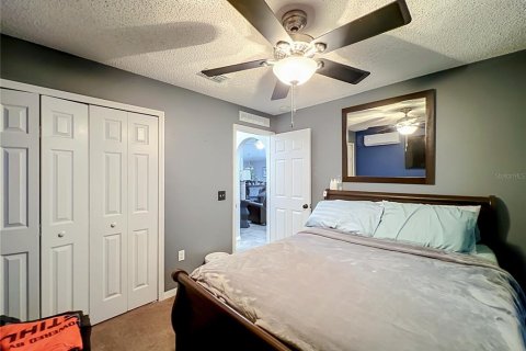 House in Orlando, Florida 3 bedrooms, 135.08 sq.m. № 2217850 - photo 20