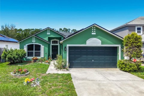 House in Orlando, Florida 3 bedrooms, 135.08 sq.m. № 2217850