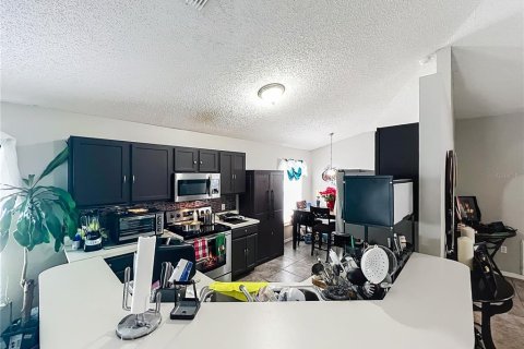House in Orlando, Florida 3 bedrooms, 135.08 sq.m. № 2217850 - photo 12