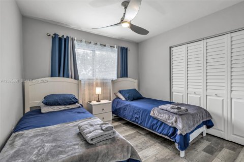 Villa ou maison à louer à Miami Gardens, Floride: 3 chambres, 91.79 m2 № 2390013 - photo 17